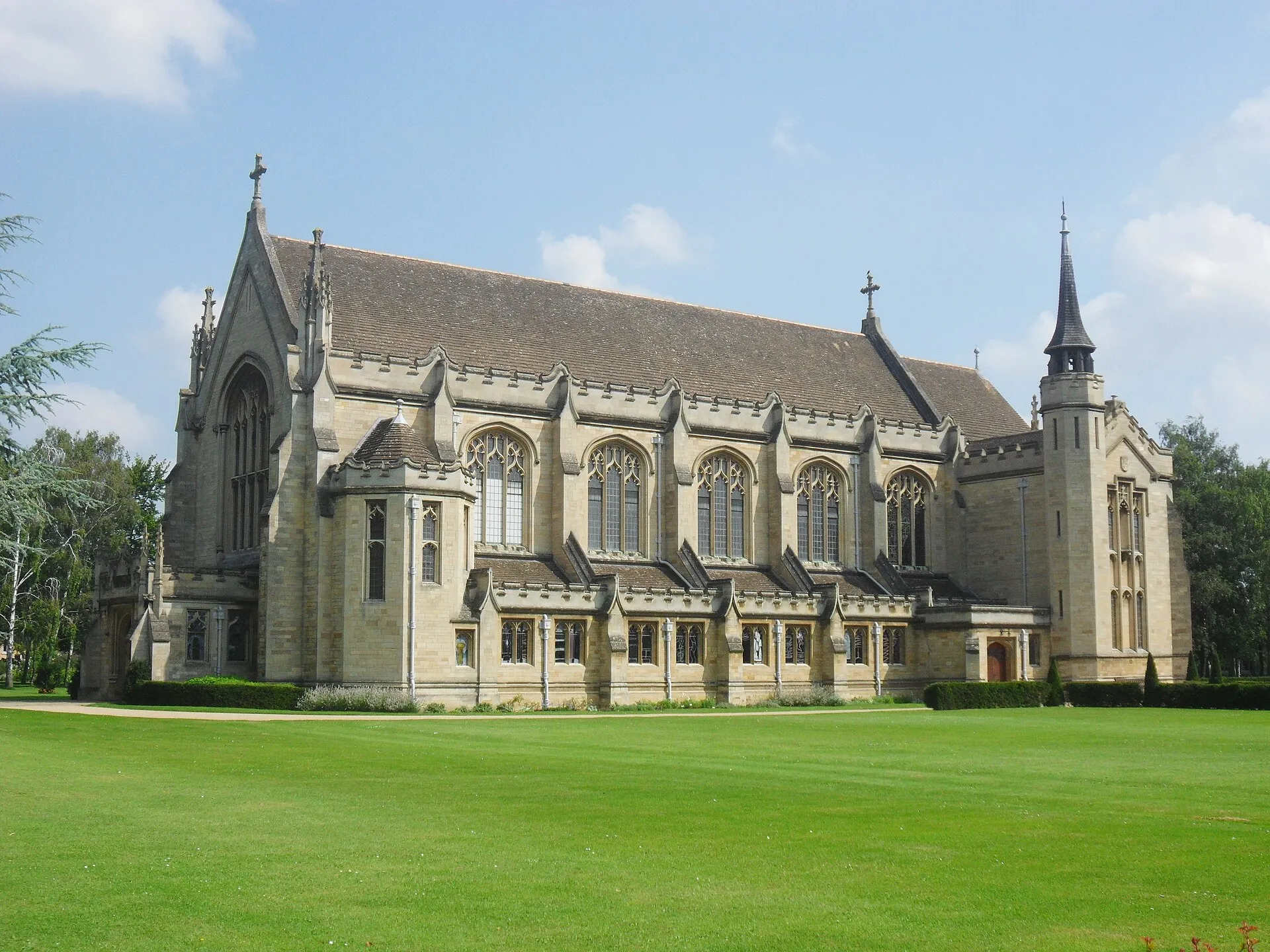Oundle School — exterior