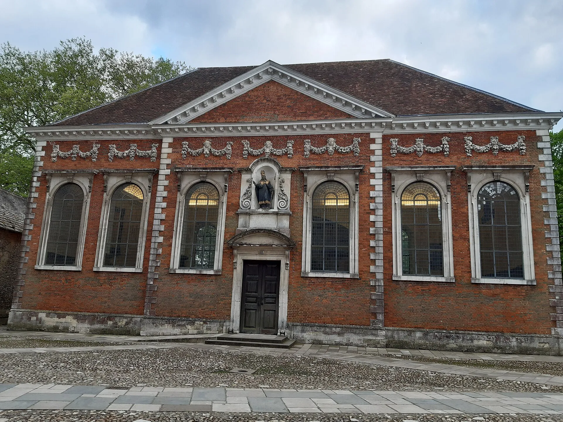Winchester College — exterior